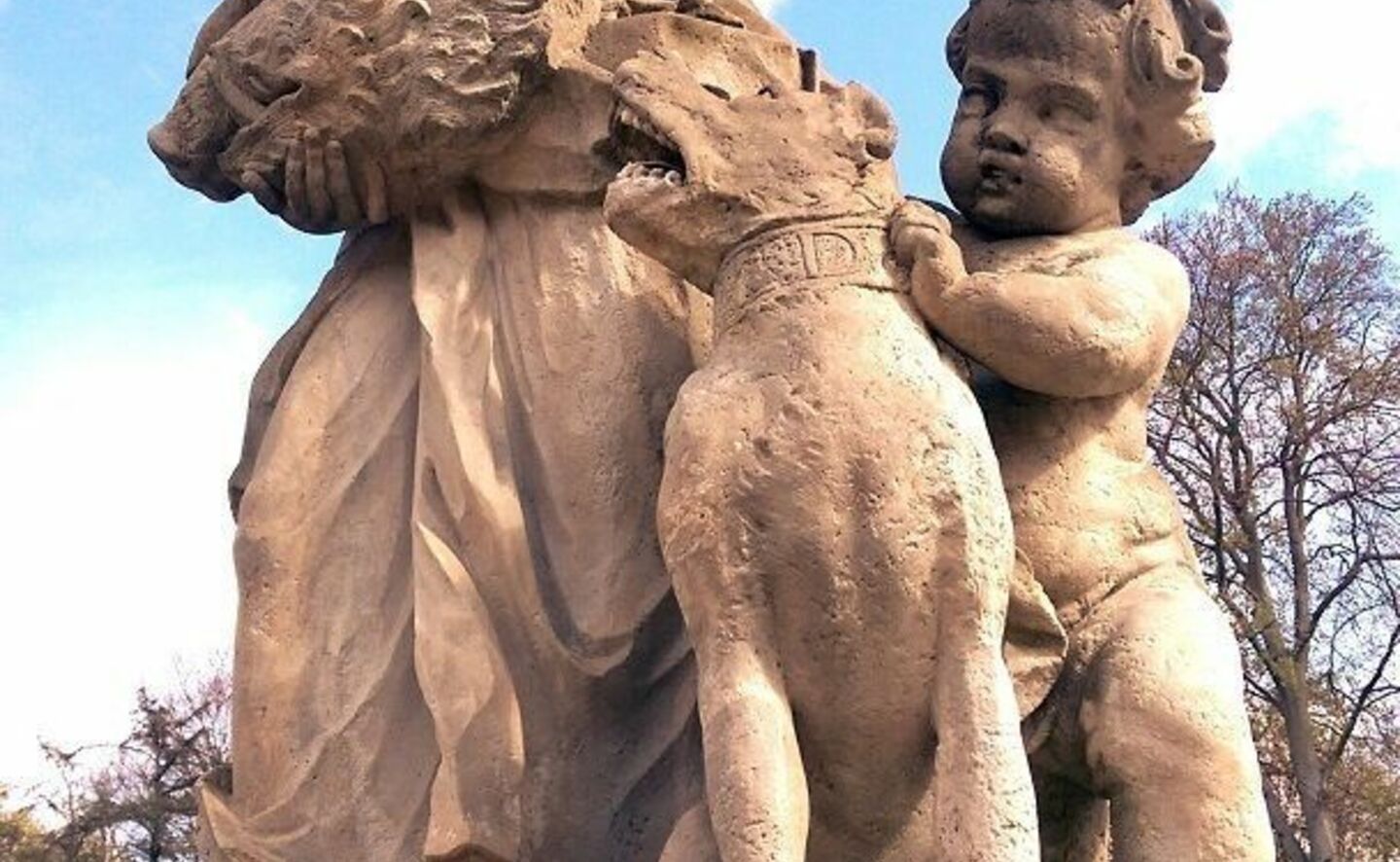 Sandsteinfiguren der Balustrade, Foto: Gemeindeverwaltung Neschwitz