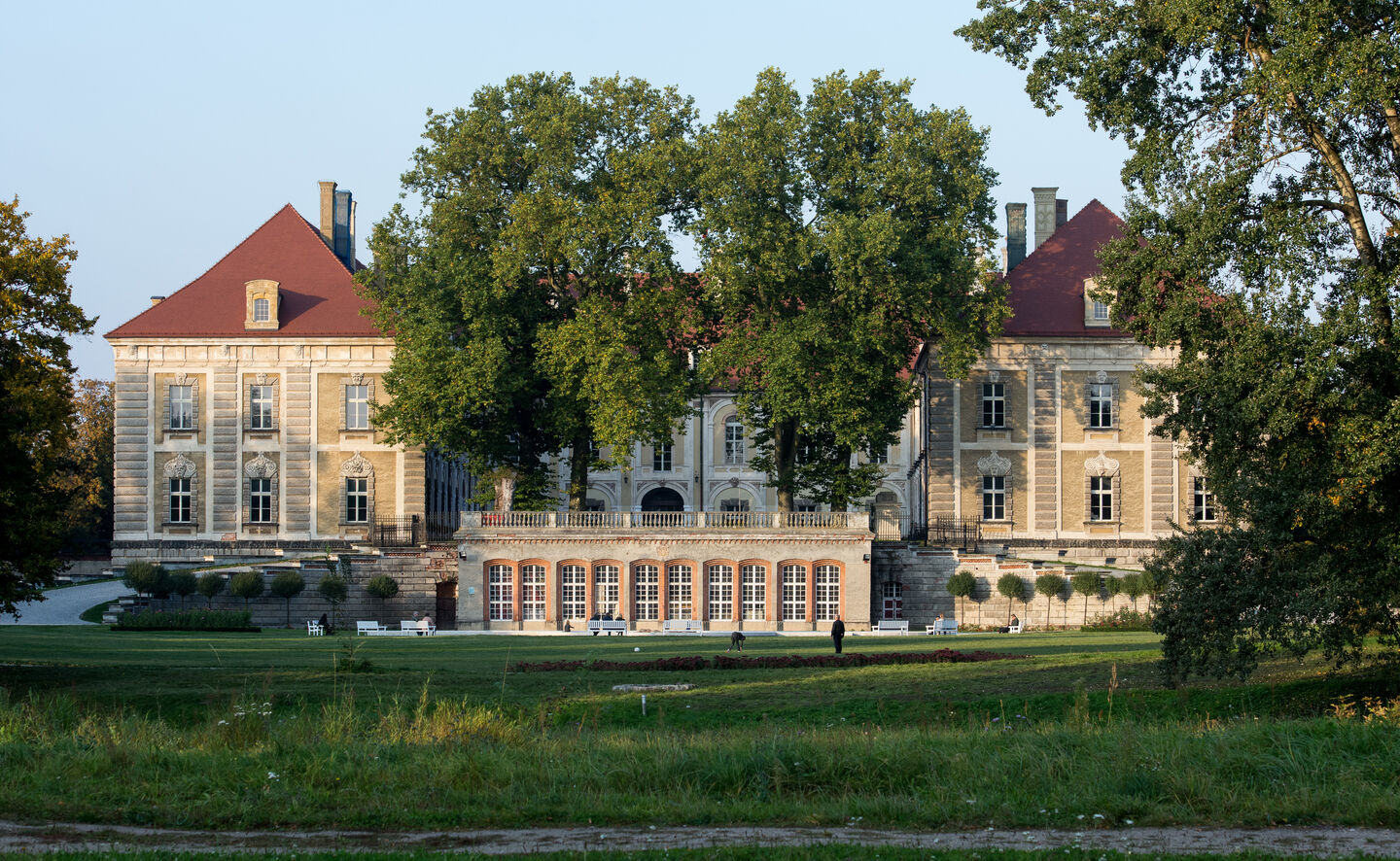 Schloss mit der Orangerie, Foto: Adam Żyworonek
